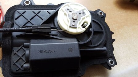 Soft Close Assist Motor 3D0837059B