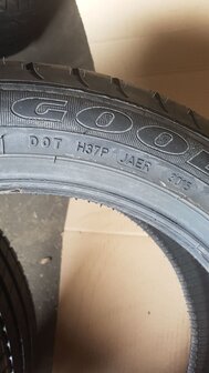 1X Goodyear EfficientGrip Band Banden Nieuw 205 50 R17 93H XL