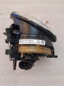 VW Crafter Amarok halogeenmistlamp mistlamp Links 2H0941699A