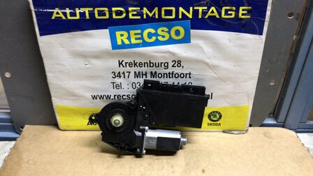 Audi A8 Ruitbedieningsmotor Links 4E0959801D