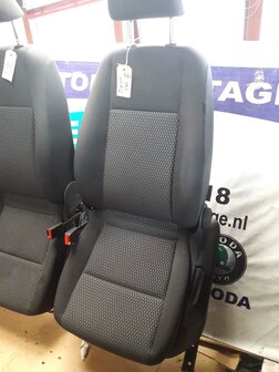 VW Tiguan interieur set stoelen