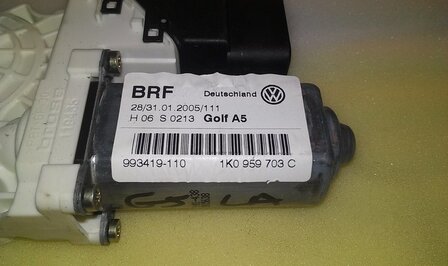VW Golf 5 ruitenbedienings motor 1K0959703C 1K0959703F