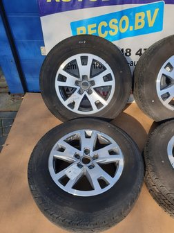 VW T5 T6 Amarok Velgen Zomerset Conti 245/65R17 2H0601025AF