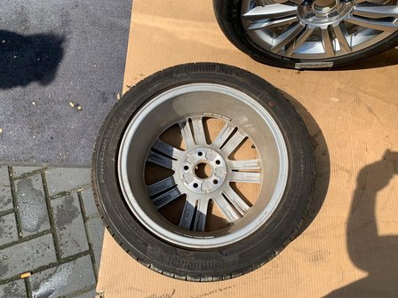 VW Golf 7 Velgen Continental Zomerset  225/45/17 5GM601025B 