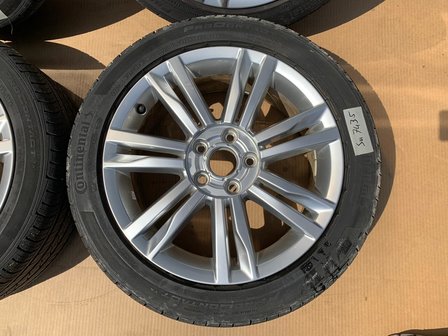 VW Golf 7 Velgen Continental Zomerset  225/45/17 5GM601025B 