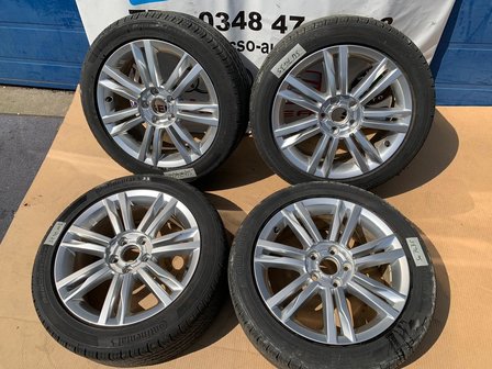 VW Golf 7 Velgen Continental Zomerset  225/45/17 5GM601025B 