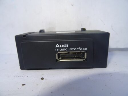 audi music interface 8v0035736