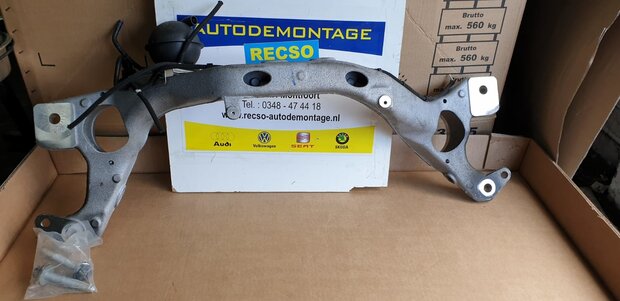 VW Touareg Audi Q7 Motorsteun subframe 7L8199207A