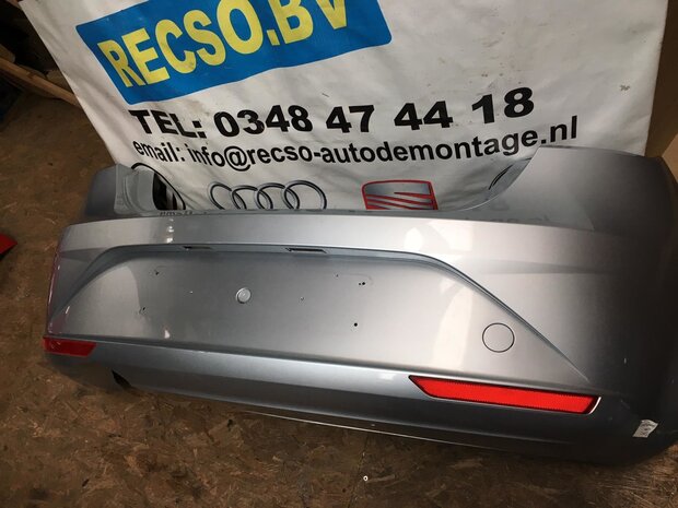 Seat Leon 1P Achterbumper zilver 1P0807421D nette staat 