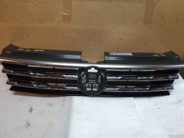 VW Tiguan 5NA Grille Chrome Highline R-Line 