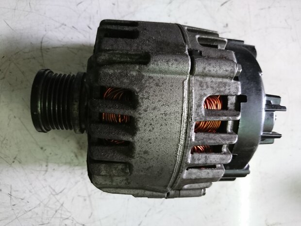 VW T5 GP 2.0 TDI Dynamo 03L903024G