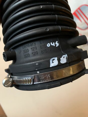 VW Passat B8 Aanzuigslang Aanzuigbuis Lucht 3Q0129615A