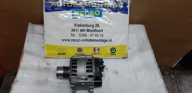 VW VAG Dynamo Tiguan Golf Polo Audi A3 04C903021A