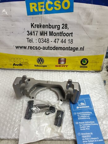 Audi A4 Remankerplaat Met Gleidingsbouten 4b0615125b