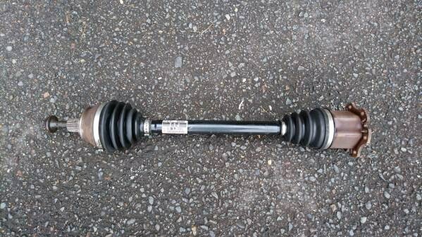 Aandrijfassen Audi A6 links voor 4F0407271J