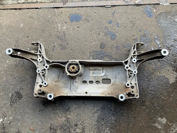 SUBFRAME VOOR VW PASSAT Tiguan 5N0 3C0199369H