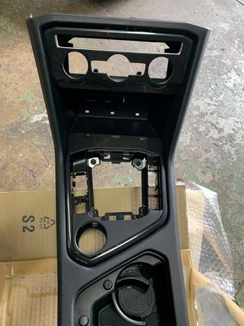 VW Tiguan 2016 tm 2022 5NB Midden Console arm leuning nieuw