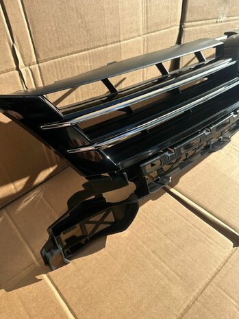 VW Caddy Touran 2010 tot 2015 Grill met logo 1T0853651AS