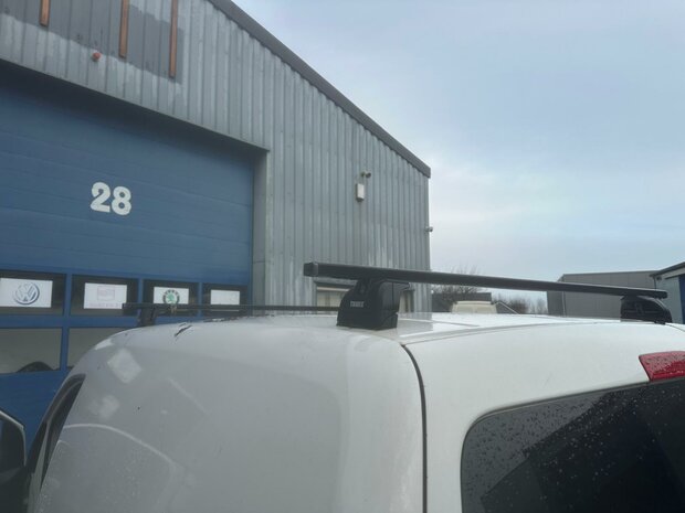 VW Caddy Dakdragers Thule