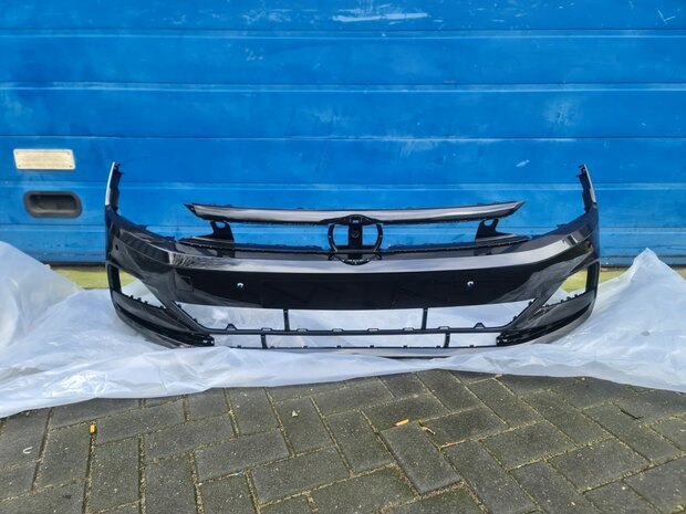 VW Polo 2G Voorbumper nieuw 6x pdc gaten zwart metallic LC9X