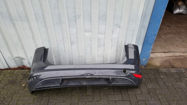 VW Touran 5T Achterbumper Urano grey