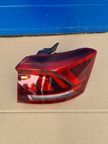 Volkswagen T-Roc achterlicht Rechts 2GA945096A