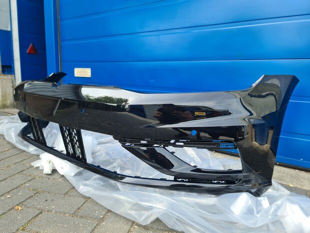 VW Golf 7,5 Voorbumper 4x PDC Zwart LC9X NIEUW IMITATIE