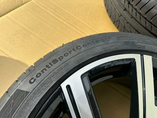 VW Polo R Line 2G Bergamo Look Velgen zomerset Conti Nieuw 215/45/17 91W