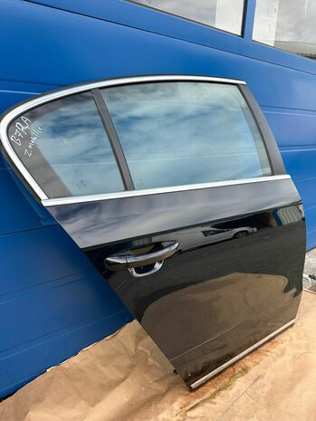 VW Passat B7 Portier Deur Rechts achter zwart metallic LC9X