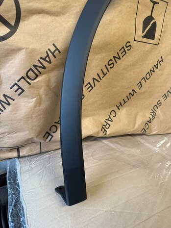 VW Tiguan 5NA R Line Wielrandbekleding Links voor Nieuw 5NA854731F