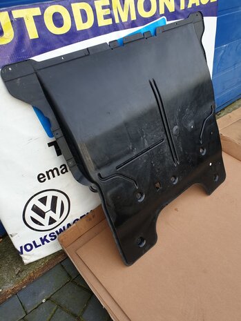 VW Polo 2G Motorbeschermplaat 2Q0825236D 2Q0825236H