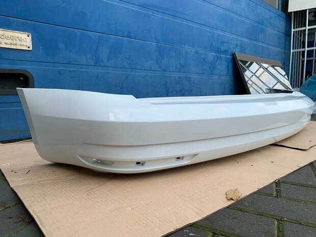 VW Caddy 2015+ voorbumper + Achterbumper LB9A wit