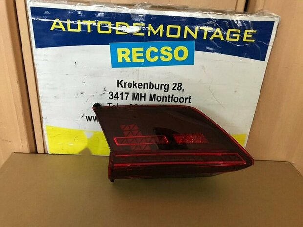 Tiguan 5NA led klep achterlicht rechts smoke 5NA945308E