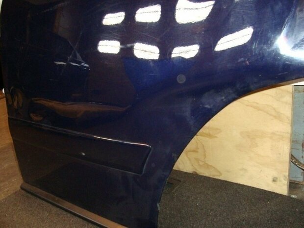 A2 portier deur links achter blauw krasjes kaal