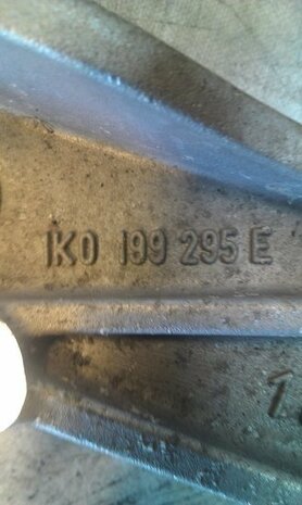 Draagarm steun subframe aluminium 1K0199295E F J Links