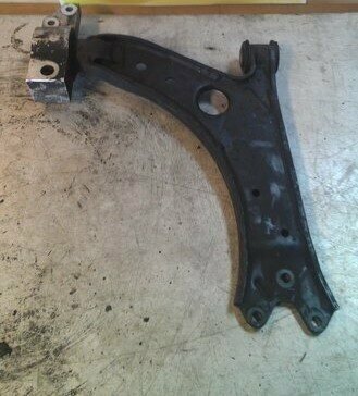 Golf 5 A3 Draagarm steun metaal 1K0407190E rechts onder