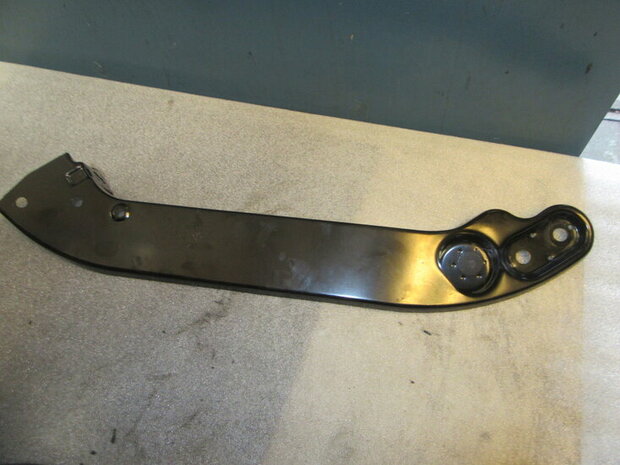 Touran Streep Radiator Ondersteuning Links 5TA806929