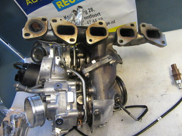 PASSAT BI Turbo 2.0 TDI 03N253020C 03N145401D