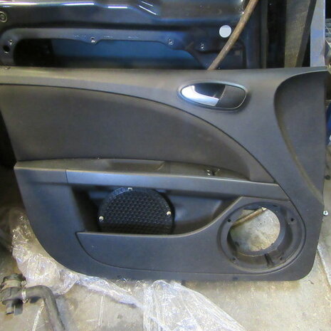 Leon 1P Binnen deur paneel links voor 1P0867011