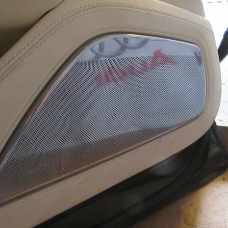 A8 4H deurpaneel paneel beige leer links voor compleet