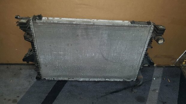Radiateur Voor T5 Transporter 2.5 TDI AXD.AXE.BNZ.BPC 7H0121253G 7H0121253J