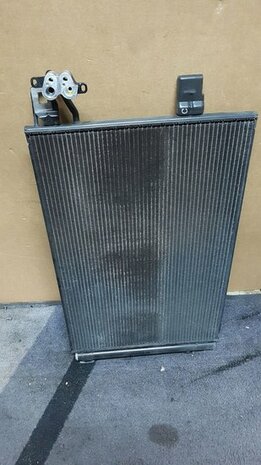 T5 GP TRANSPORTER AIRCO RADIATEUR CONDENSOR 7E0920411C