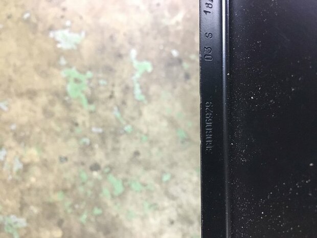 Passat B8 Streep Radiator Ondersteuning links 3G0806929