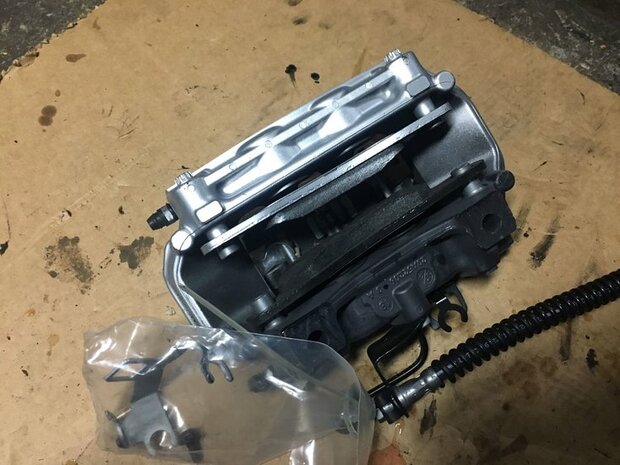 Touareg 7P Porsche Cayenne Rechts Achter Remklauw Brembo 7P0615424