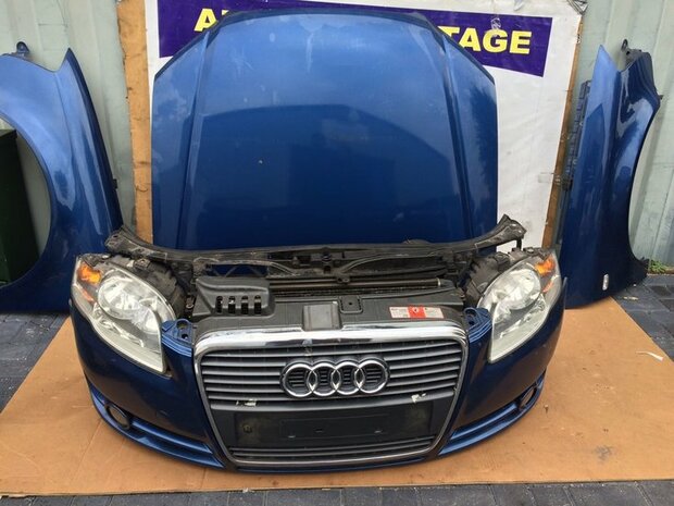 Voorkop A4 8E 2.0 TDi Blauw 2006