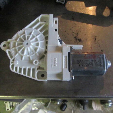 A5 Cabrio Ruitbedieningsmotor raammotor LV 8T0959801B