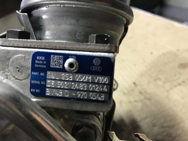 Tiguan Passat Touran Turbo 2.0 TDI 04L253056M