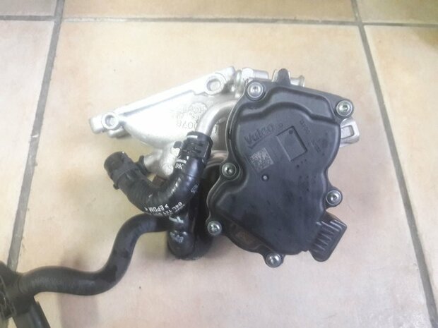 Vag Gasklep gasklephuis 04L128063AA