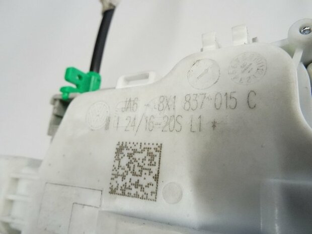 A3 8V Portierslot links Voor 8X1837015C