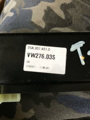 T-Roc links voor ruitmechaniek 2GA837461D